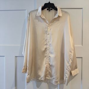 Missguided Ivory Cream Long Sleeve Oversized Button Blouse, Silk Imitation, US4
